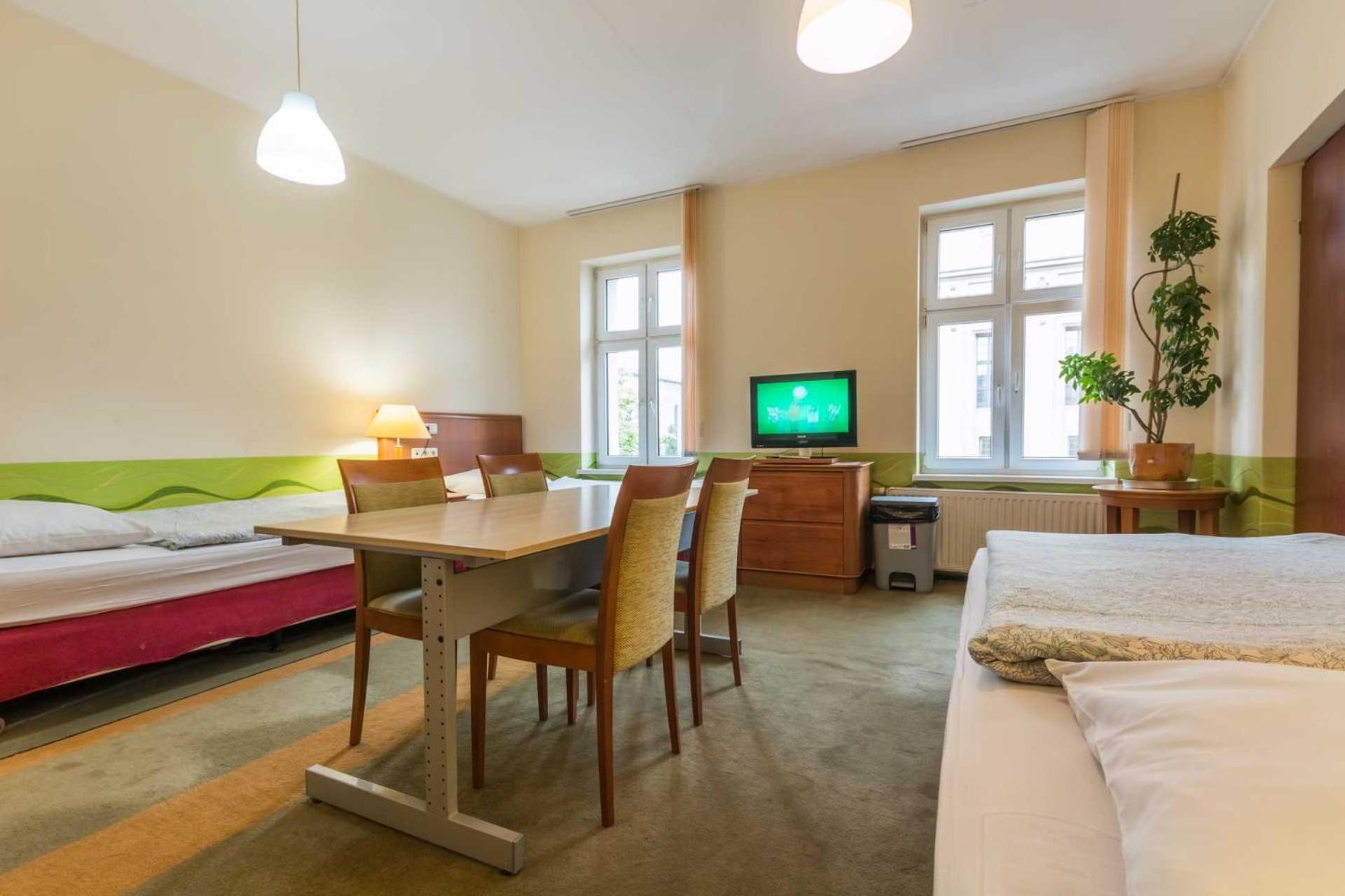 Hostel Nina كاتوفيتسه المظهر الخارجي الصورة
