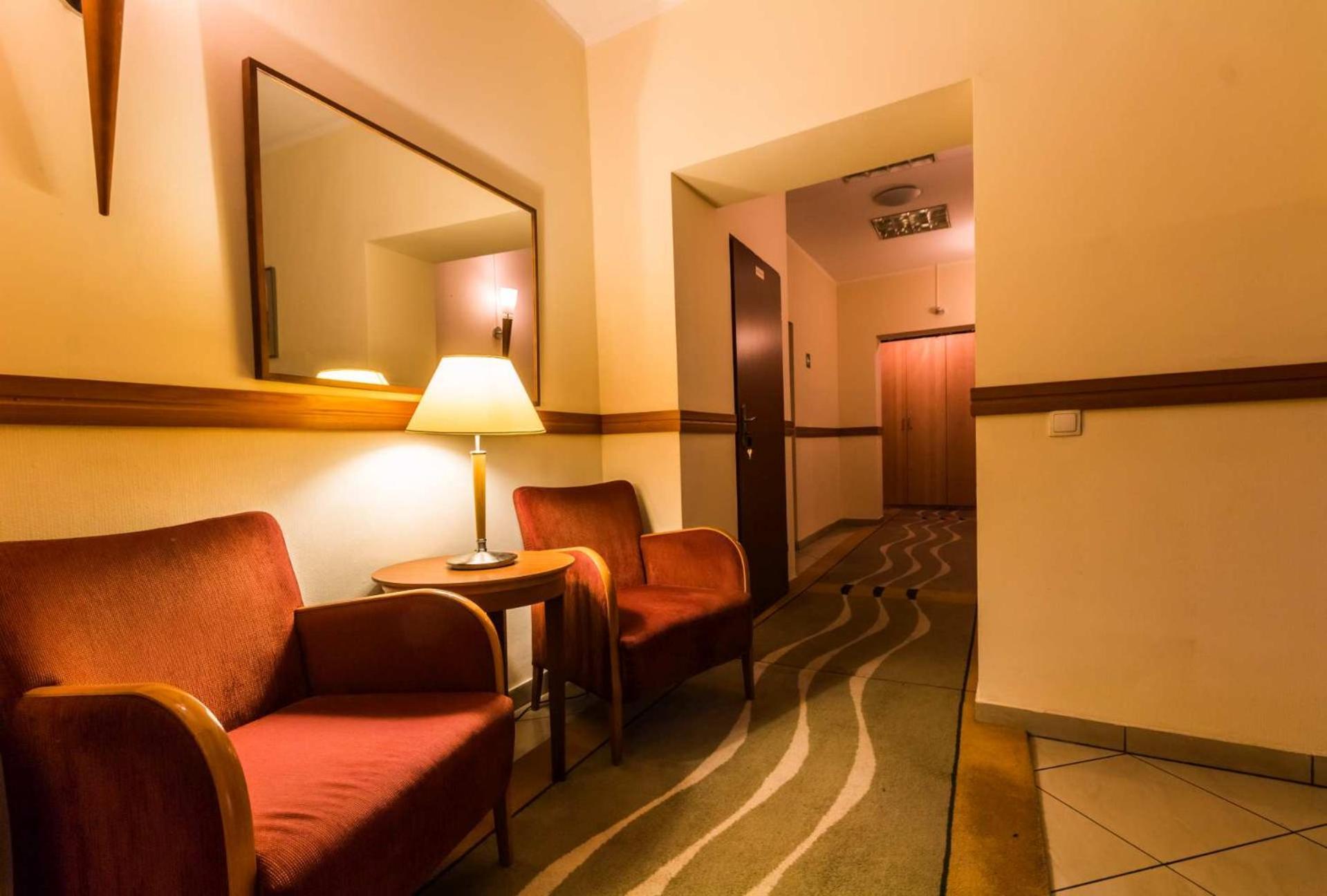 Hostel Nina كاتوفيتسه المظهر الخارجي الصورة